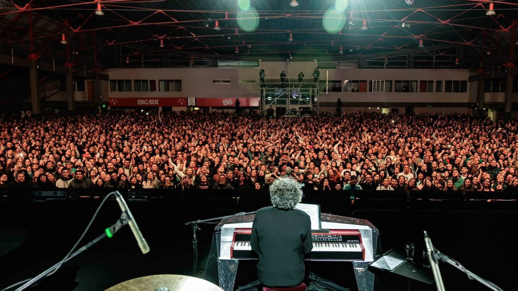 "Si alguna vez me cruzás por Bahía...": Fito Páez y una maravillosa noche en la ciudad