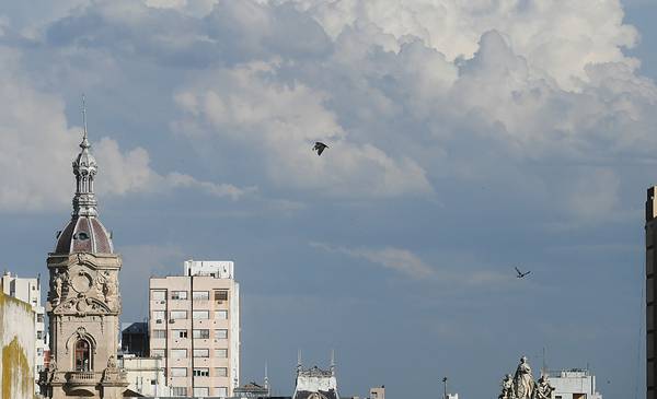 Las lluvias y El Niño: ¿cuáles son los riesgos de una primavera tardía en Bahía Blanca?