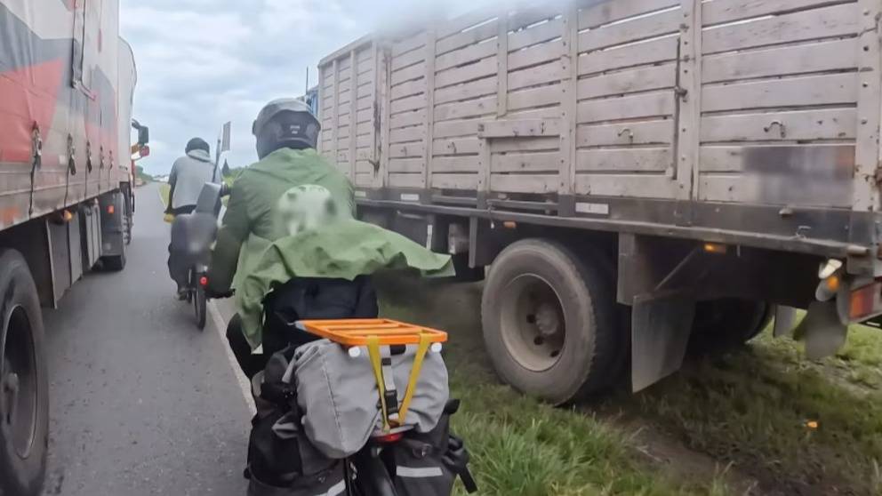 "El camión venía muy 'chupado', pero después la maniobra que hizo nos salvó la vida"