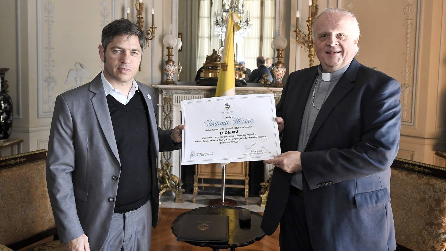 Kicillof se reunió con el nuncio apostólico, Michael Wallace Banach