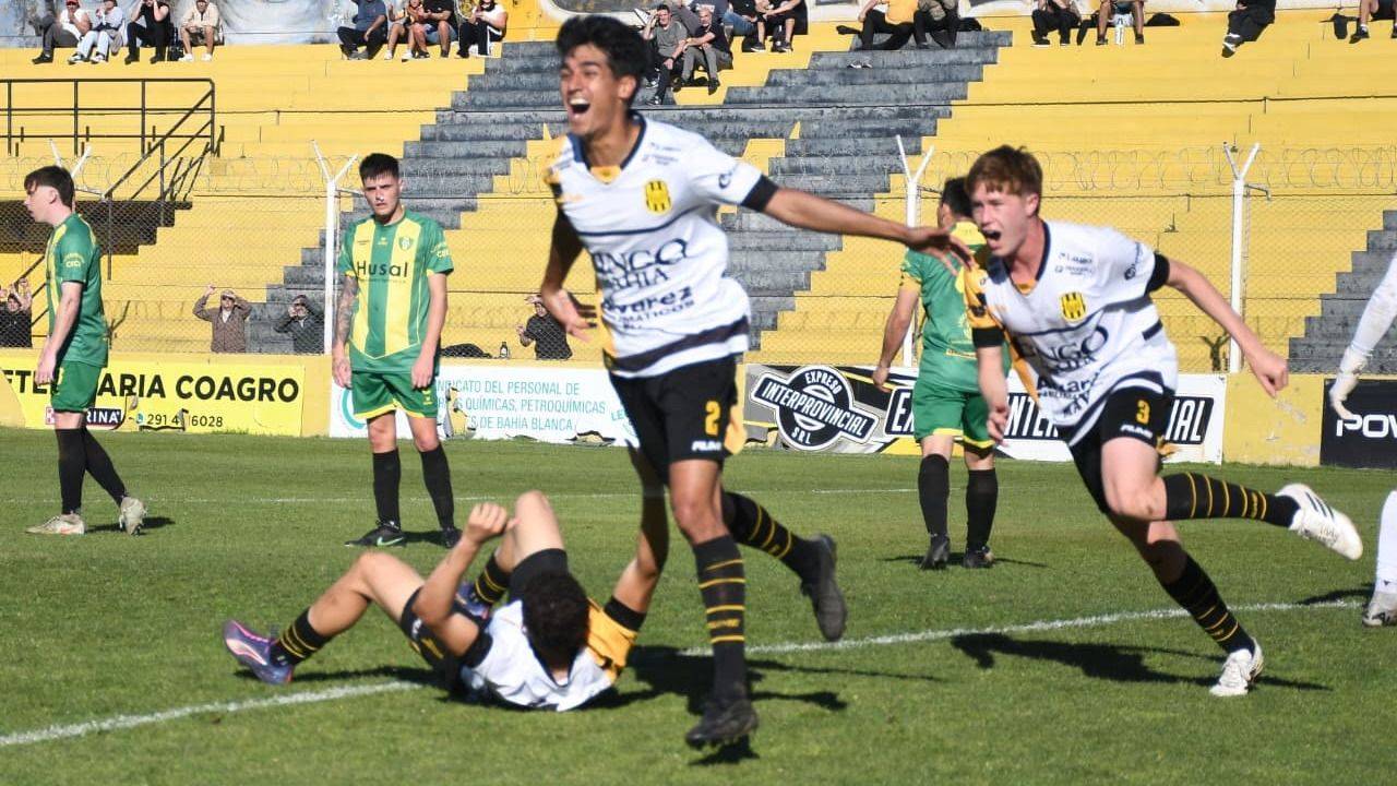 Clausura liguista: Olimpo goleó a Comercial 4 a 0 y recuperó la cima 