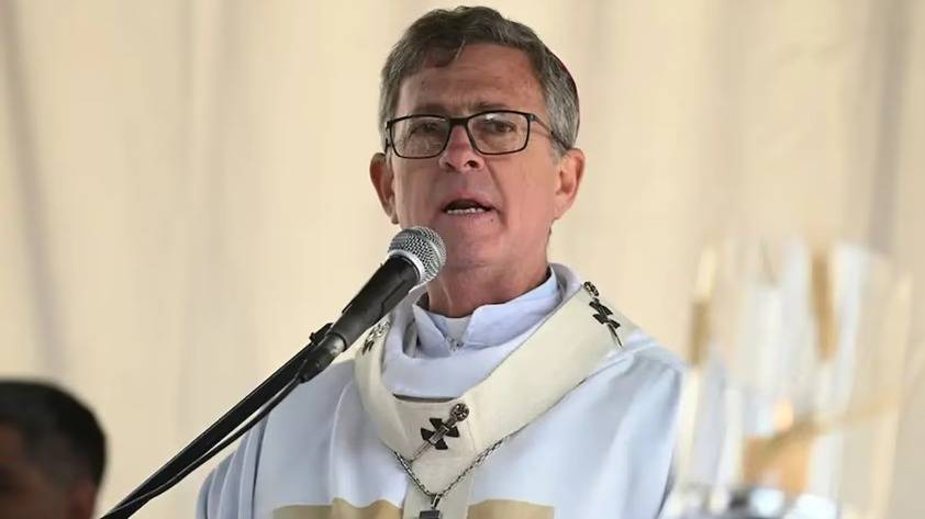 García Cuerva llamó a la unidad en Luján y advirtió que la Argentina está “herida” y dividida