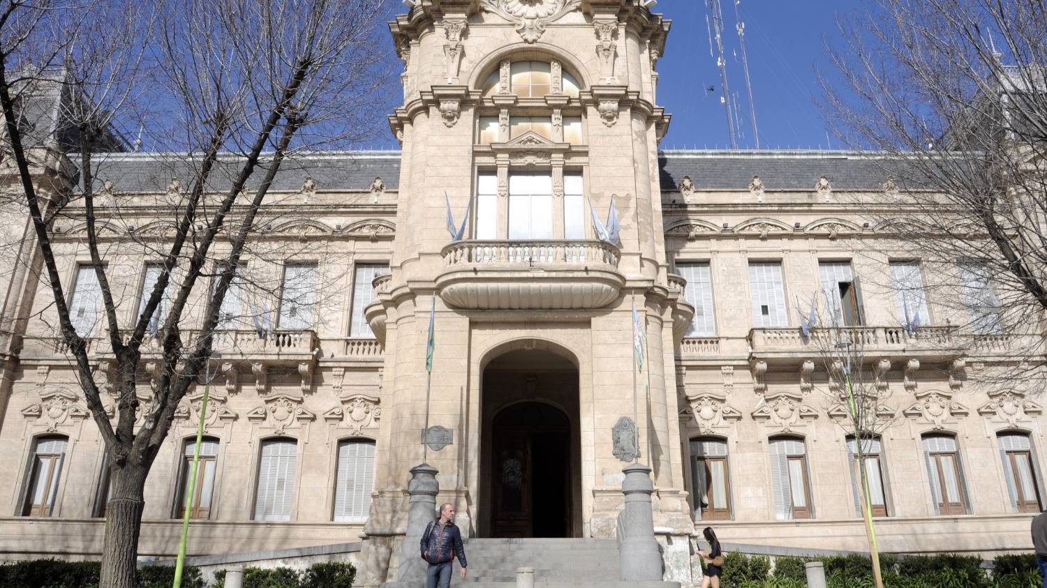 El Municipio integrará áreas y actualizará normas para simplificar trámites y fortalecer controles