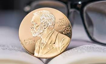 Murakami, Pynchon, Can Xue y el pringlense César Aira, entre los candidatos al Nobel de Literatura