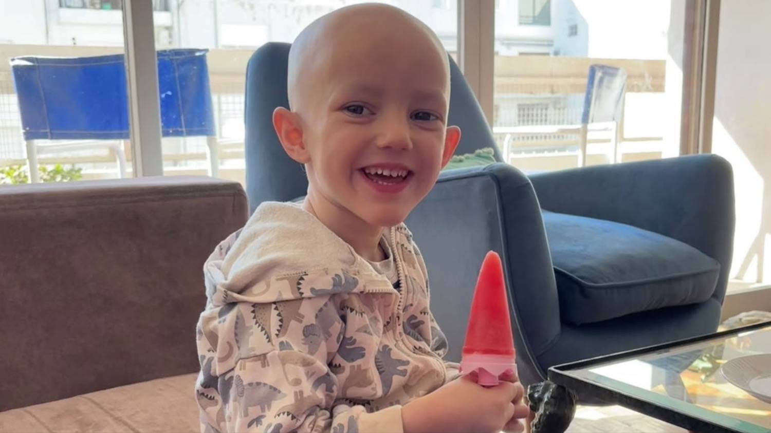 Pringles unida por Joaco Valls, el niño que lucha contra un tumor extremadamente raro