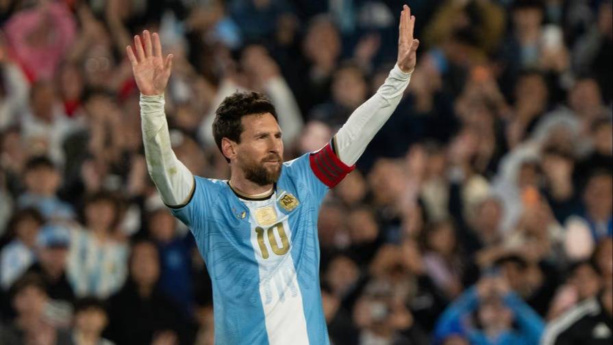 Lionel Messi y un mensaje para su padre: “No sabés lo que te extrañamos anoche”