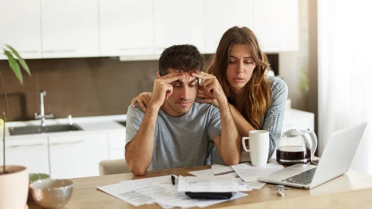 La morosidad familiar llega a niveles críticos por la caída del salario real