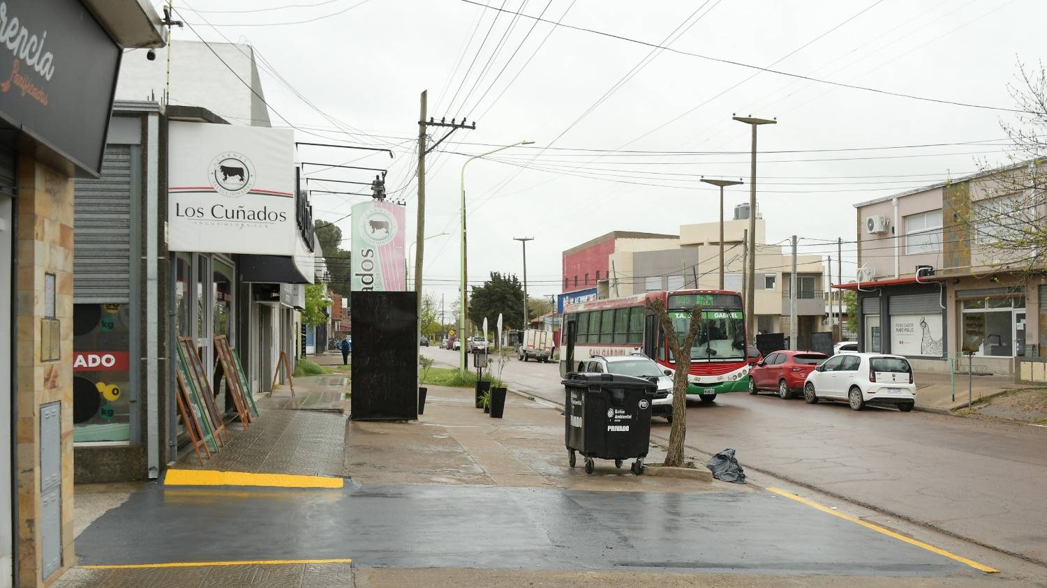 Zelarrayán al 2000 se consolida y recibe a comerciantes que se mudan de la zona céntrica