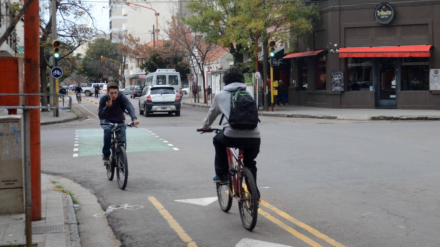 Aprobaron la eliminación de las ciclovías de Yrigoyen y Casanova