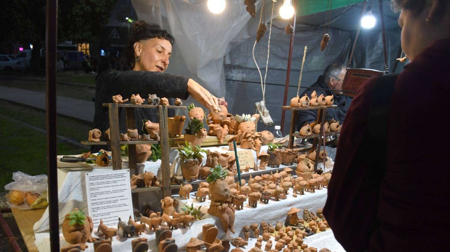 En fotos: así se vivió la cuarta jornada del Encuentro Nacional de Artesanos en Plaza Rivadavia