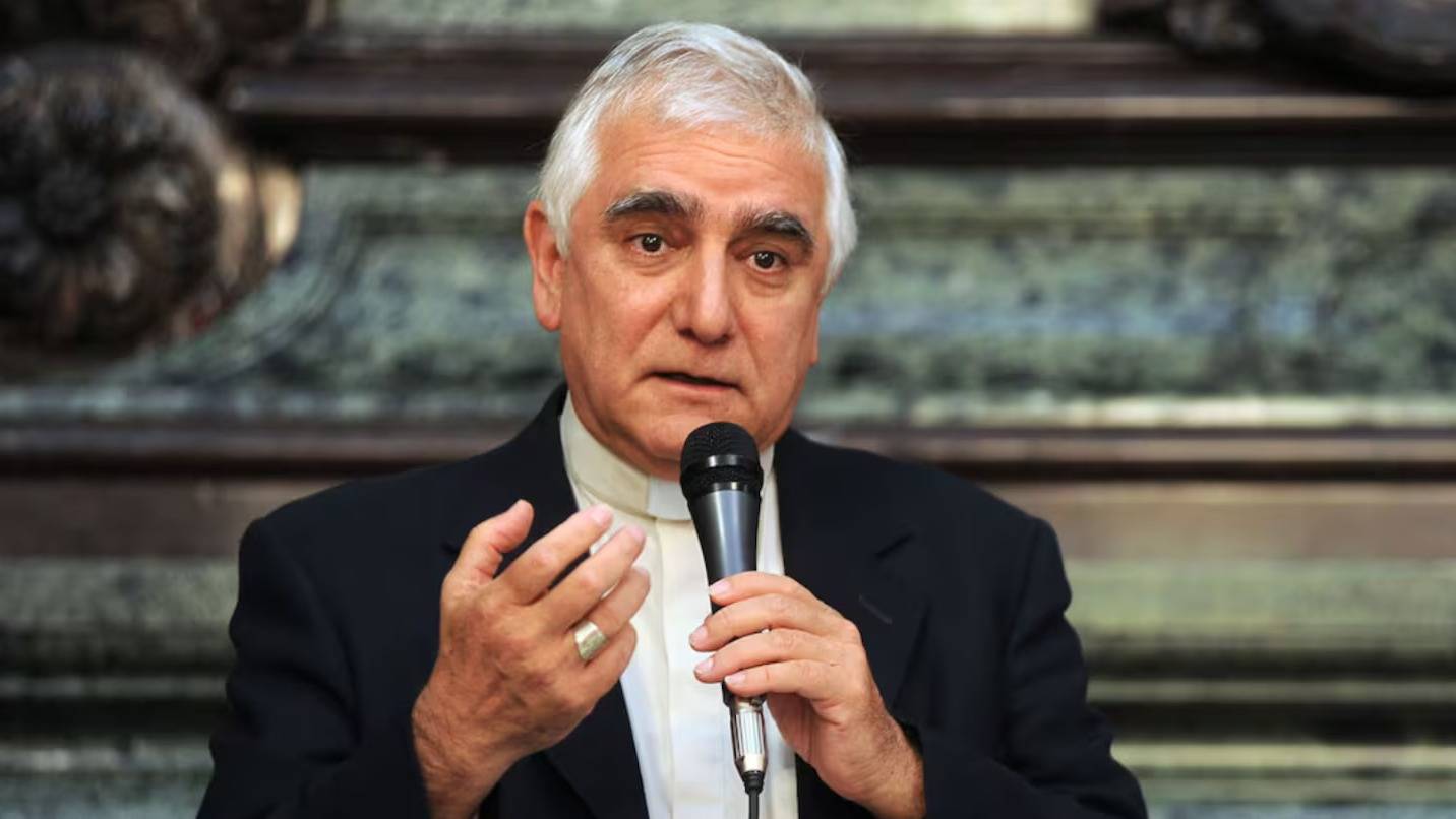 “Nos vemos pronto en la Argentina”: el mensaje de León XIV a un obispo argentino antes de su operación