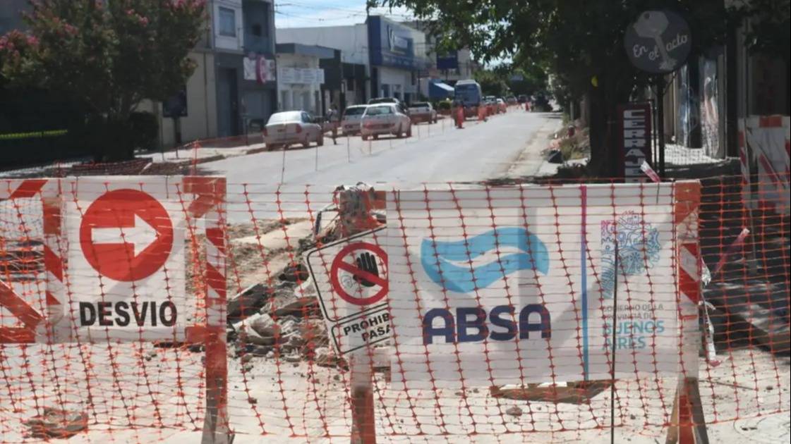 Cortan dos tramos de Brandsen por trabajos en el acueducto y habrá restricciones en otros sectores