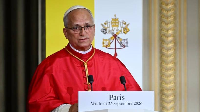 El papa León XIV pasó “bien la noche”, se levantó y desayunó