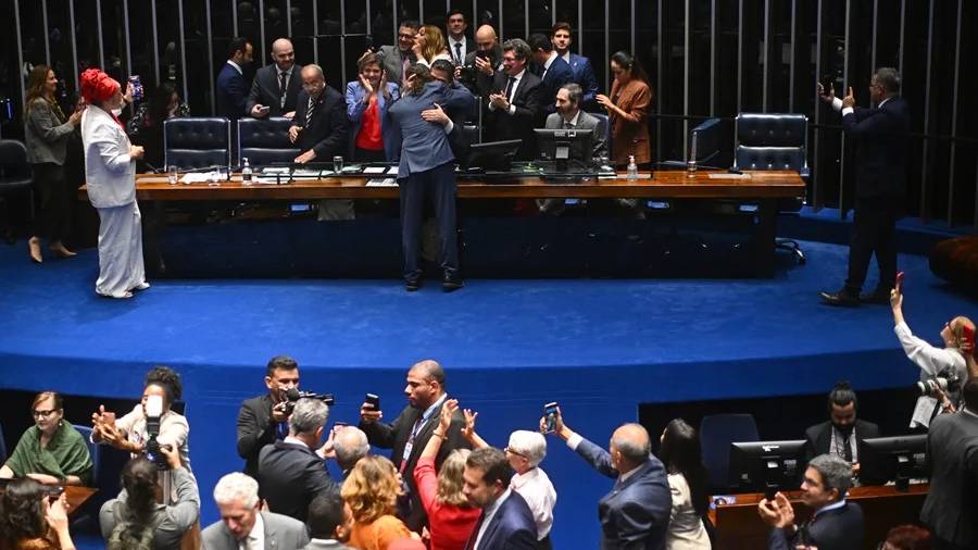 El Congreso de Brasil aprobó la reducción de la semana laboral a cinco días