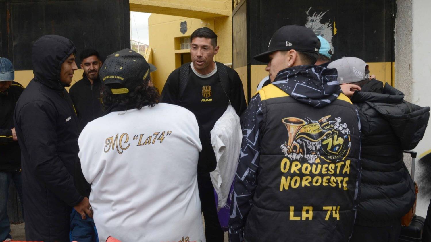 Olimpo partió hacia Formosa en busca de la final por el ascenso: "Estamos con vida"