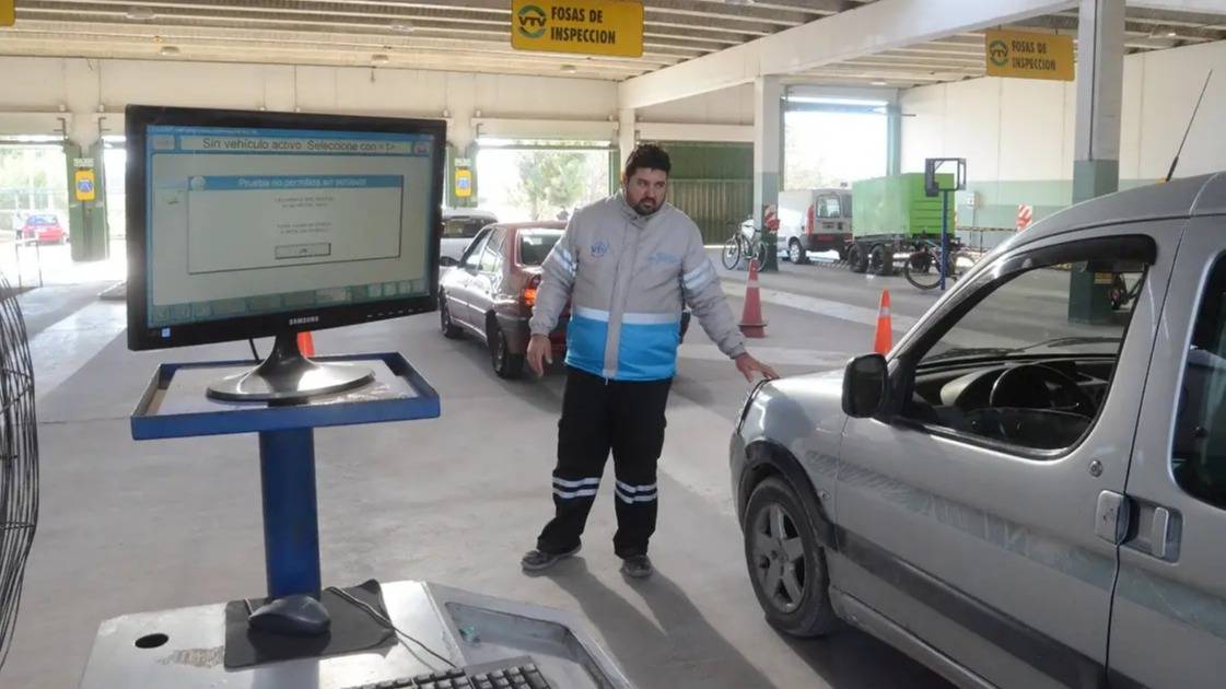 Aumentó la VTV en la provincia de Buenos Aires: cuánto cuesta ahora hacer el trámite obligatorio