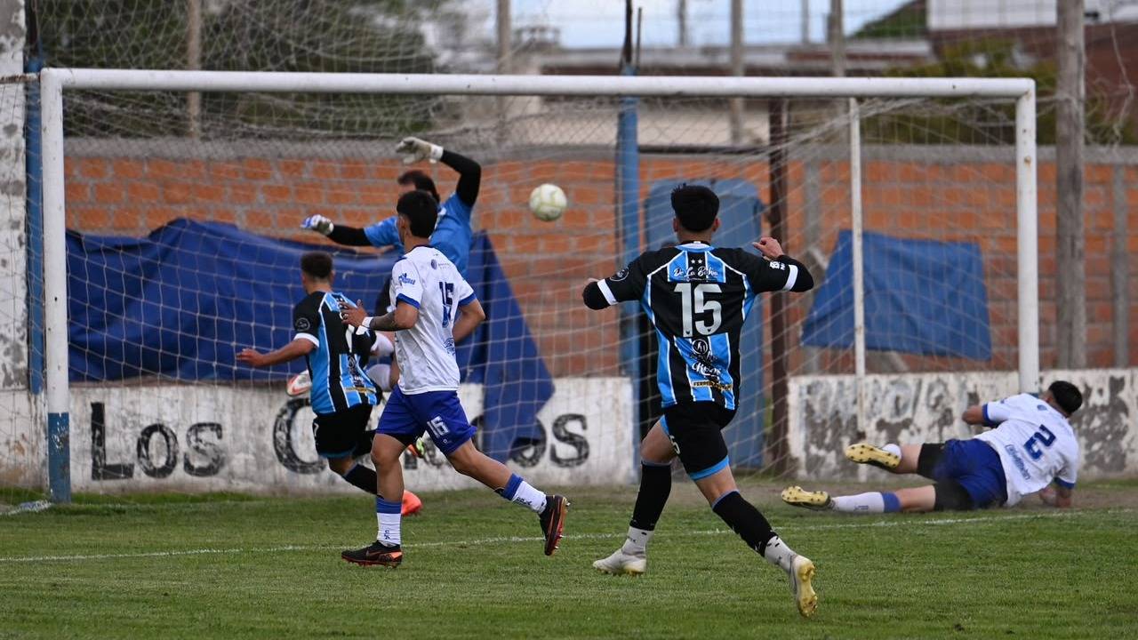 Torneo Clausura: San Francisco ganó un duelo clave por el descenso y Huracán no pudo con Liniers