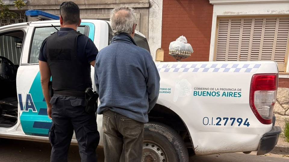 Villa Rosas: discutió por un auto estacionado, le disparó a su sobrino y amenazó a un vecino