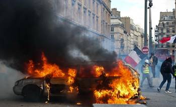 Francia: Chalecos Amarillos marchará en París y Macron advirtió por disturbios