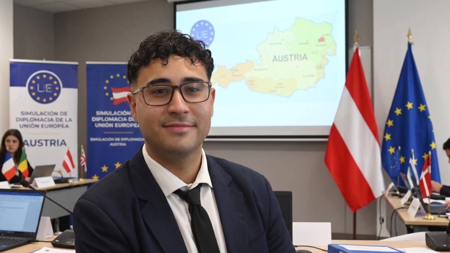 Un estudiante bahiense representará a  Austria en un modelo de la Unión Europea