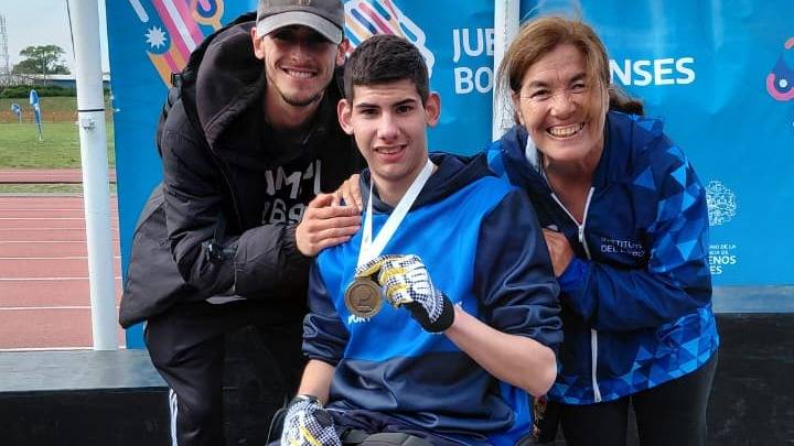 Atletismo adaptado: medallas de oro y plata para los representantes bahienses en Mar del Plata