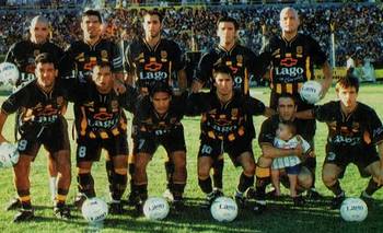 Olimpo ante el “Lobo” entrerriano, hace 25 años, “el partido del miedo”, el que casi lo deja sin ascenso