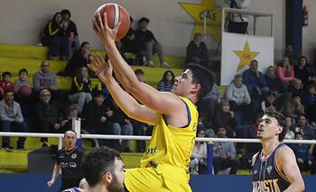 Un extraordinario Estrella se aseguró el Nº1, una fecha antes del final de la fase regular de la LBB Oro