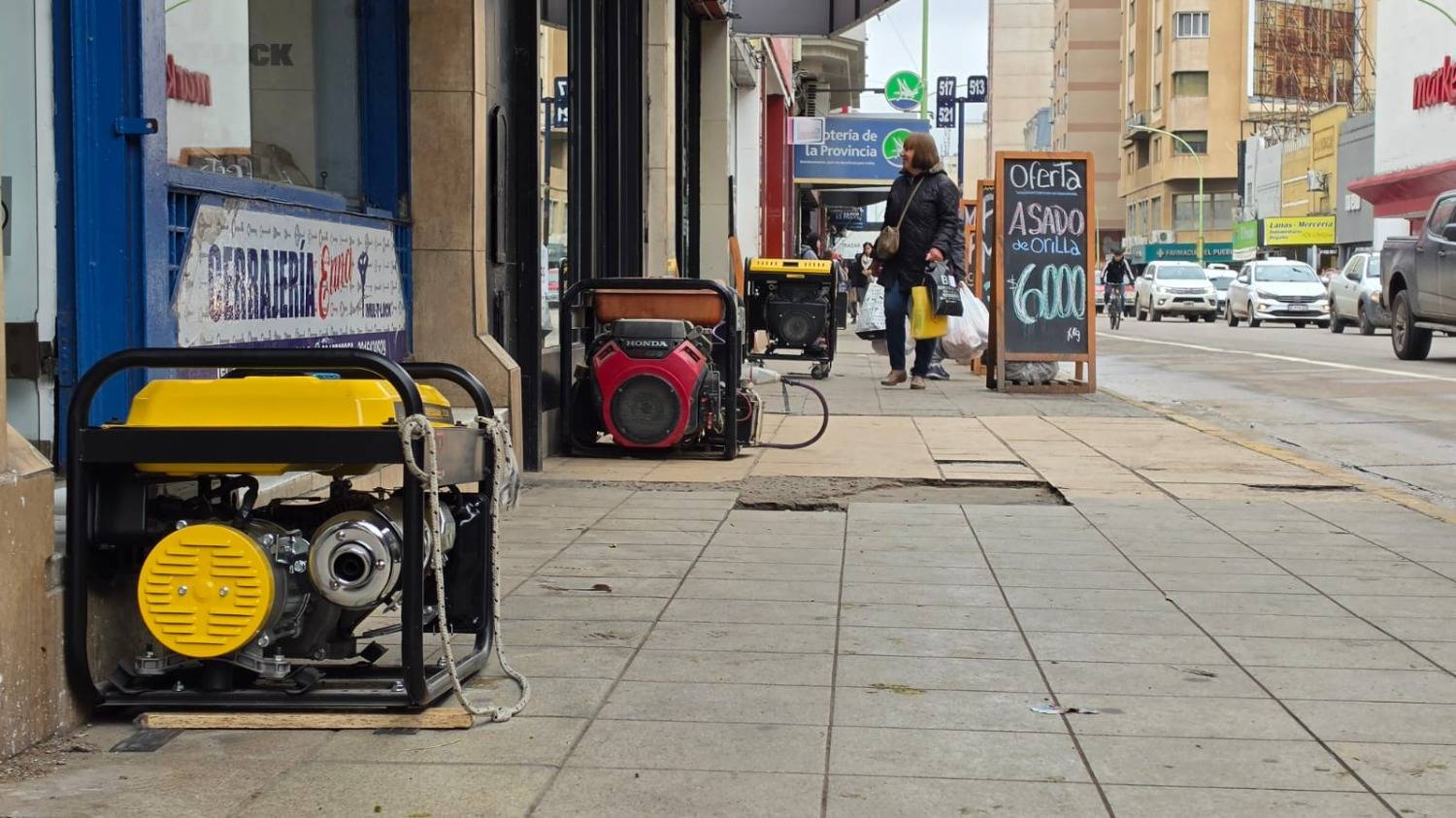 Enojo de los comerciantes del centro por el corte de luz prolongado 