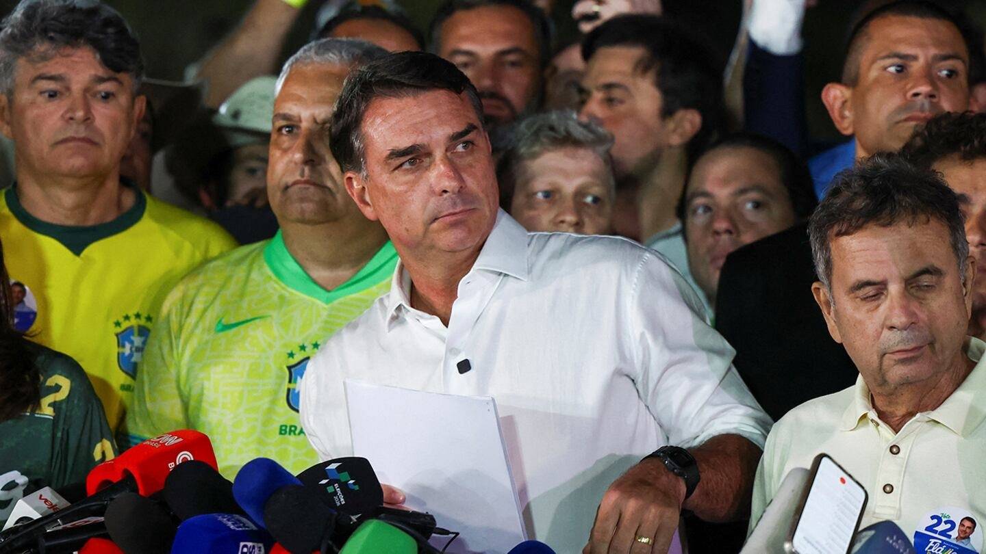Flávio Bolsonaro dijo que pedirá la anulación de las elecciones en Brasil: “Lo que pasó no es normal”