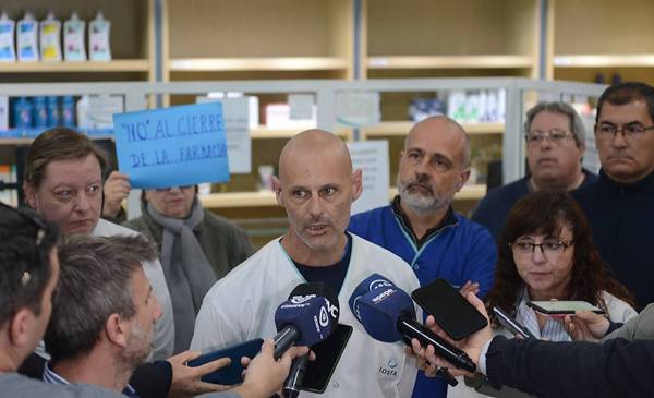 Photo: La Nueva Provincia IOSFA Pharmacy Closure Causes Worker Protests and Job Concerns