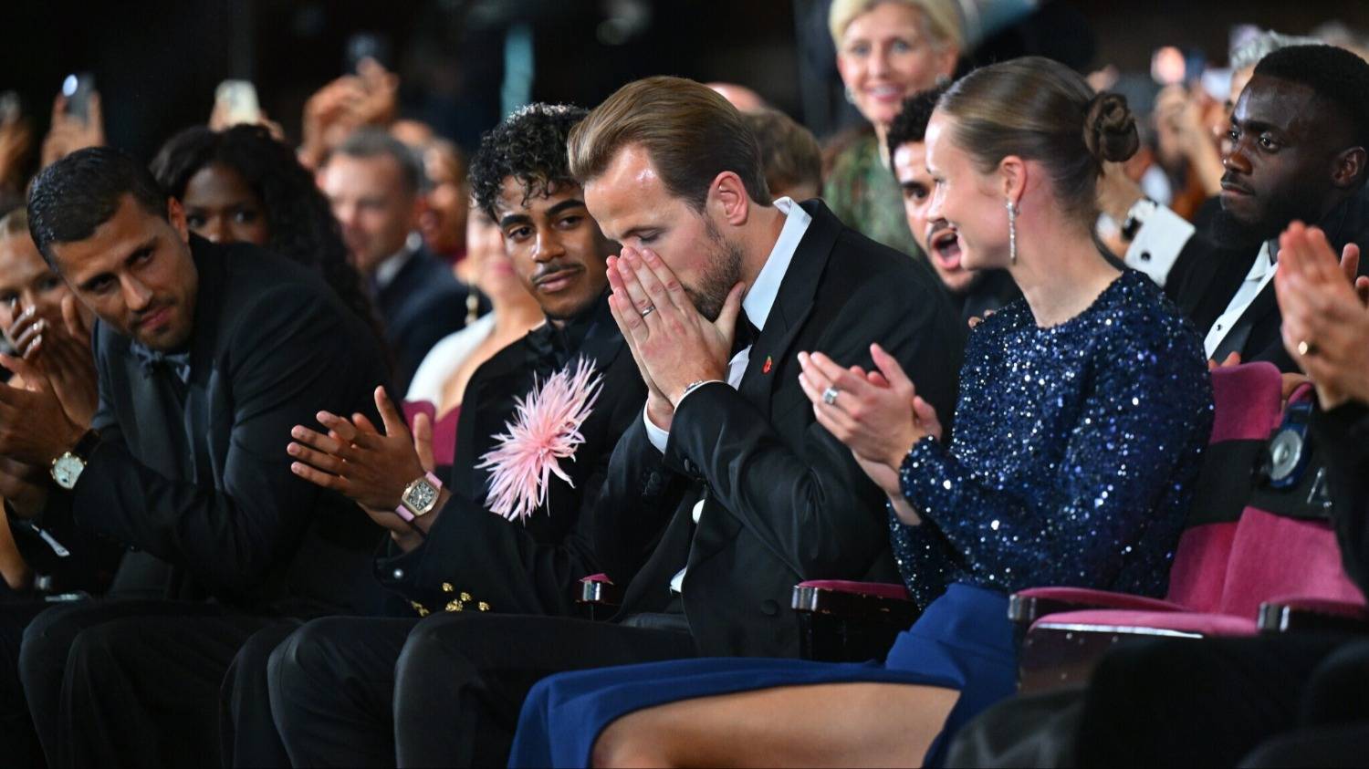 Harry Kane, ganador del Balón de Oro: “Ojalá ser inspiración de niños y niñas”