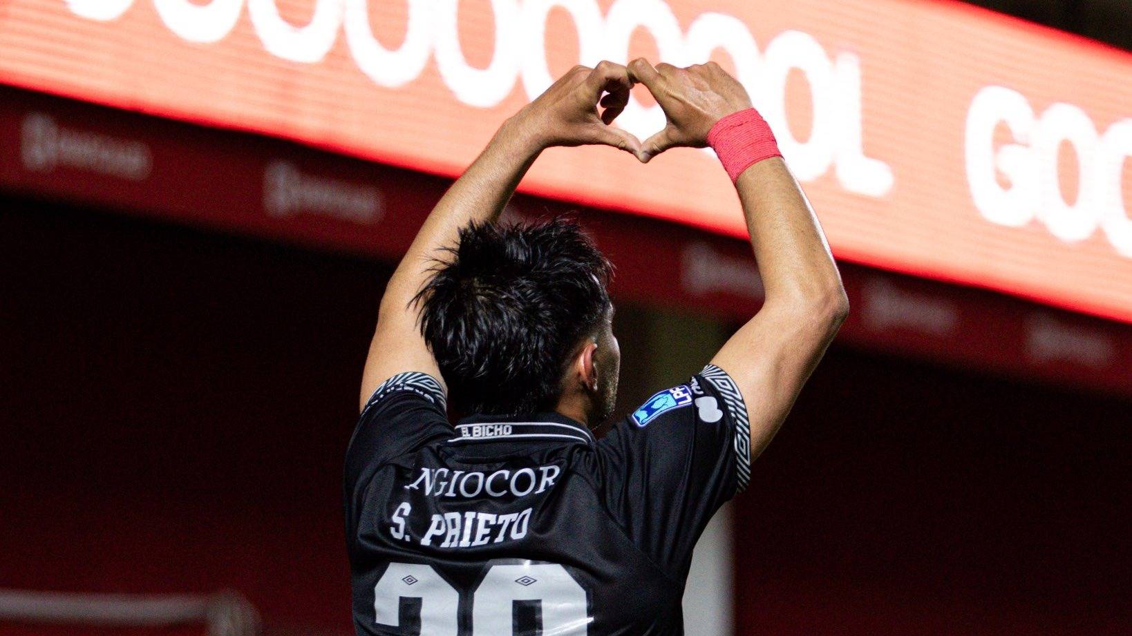 Al rojo vivo: Argentinos venció a Independiente Rivadavia y alcanzó a Boca en la cima de la tabla anual