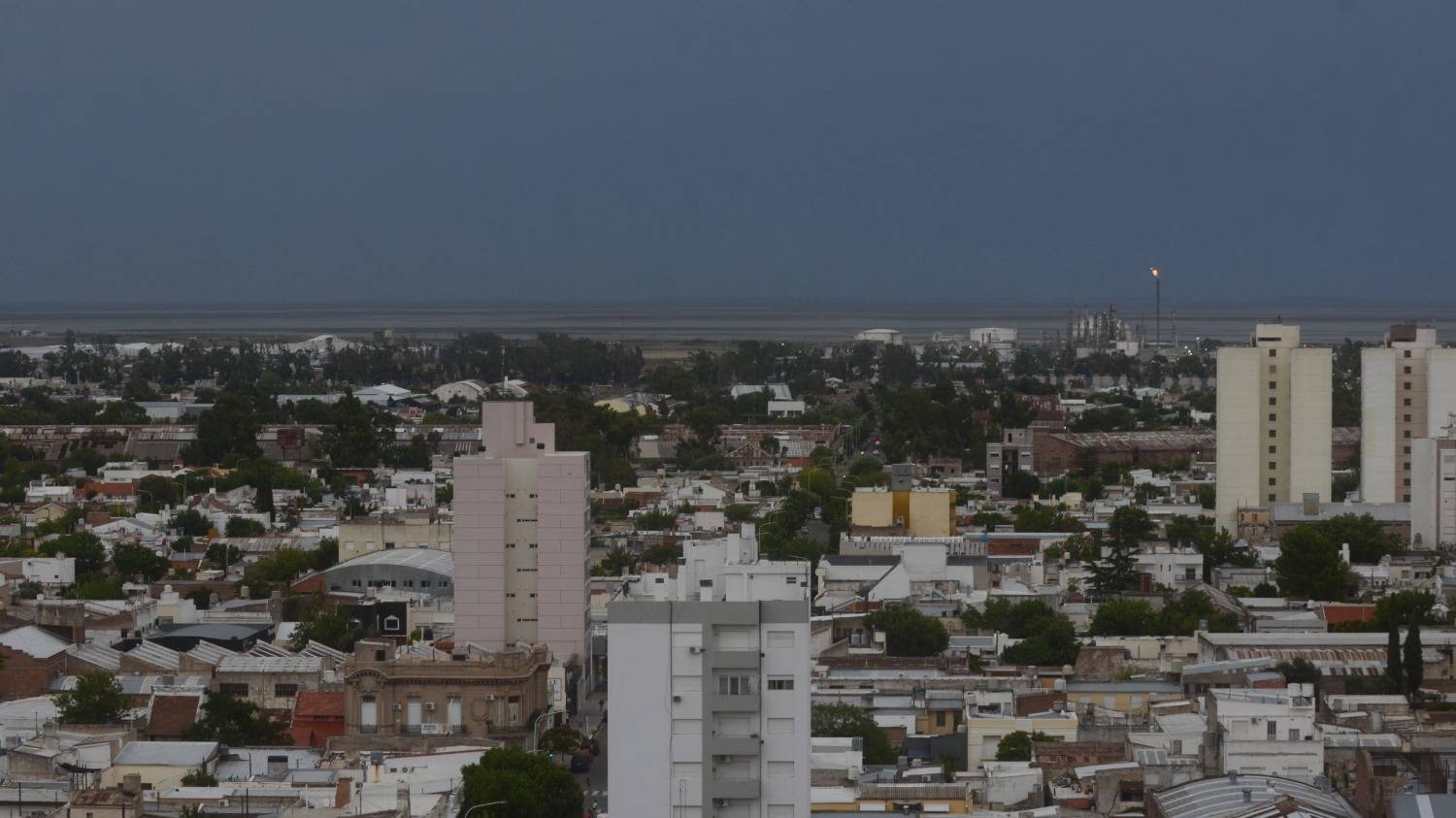 Ratifican la alerta amarilla por tormentas para la tarde de este miércoles en Bahía Blanca