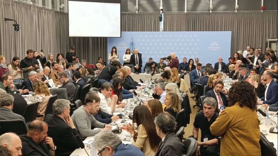 Malvinas: el oficialismo logró el dictamen por la ley de Defensa de la Soberanía