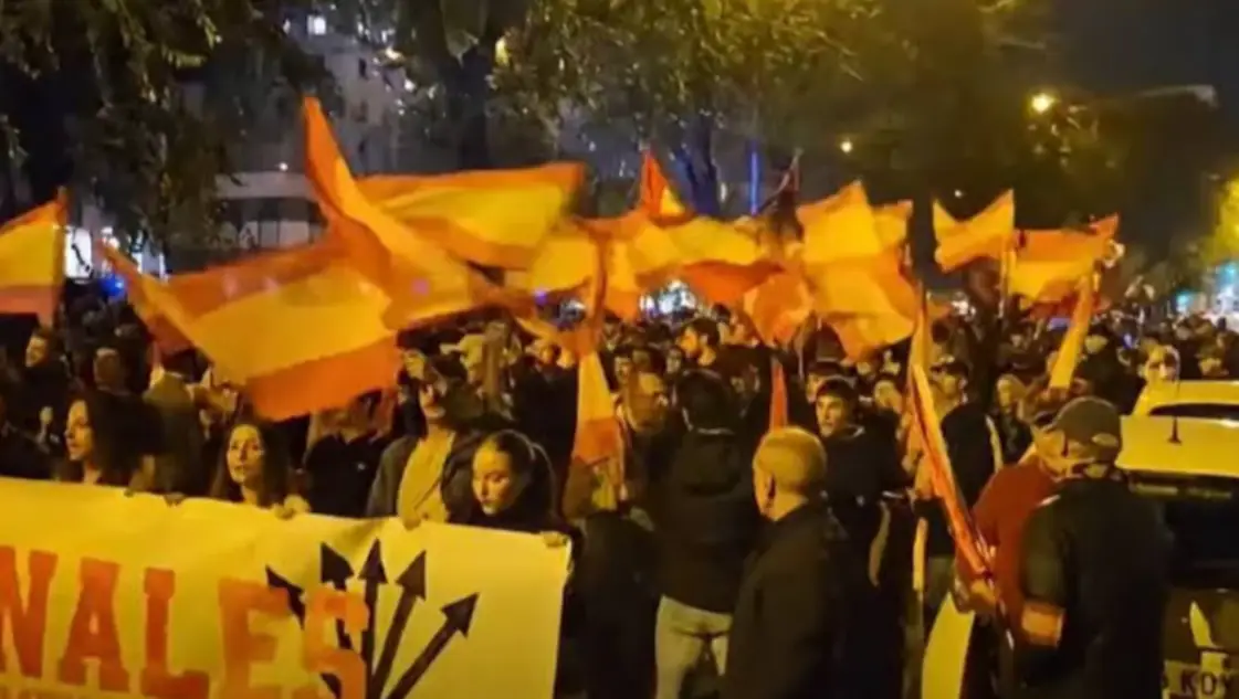 Protesta por el choque de trenes: exigieron la renuncia del ministro español de Transporte