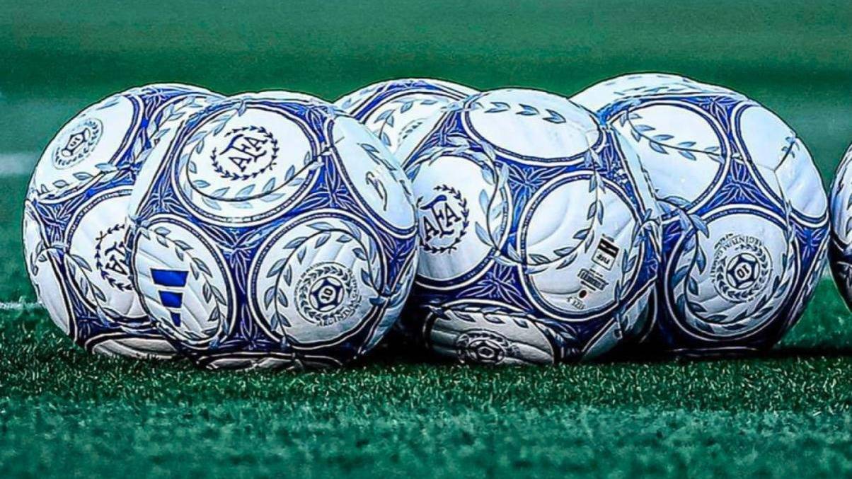 Cómo cambiarían las fechas y definiciones del fútbol argentino con la llegada del Papa