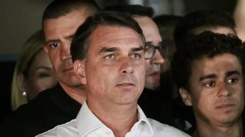 Flavio Bolsonaro reapareció desde Estados Unidos: "Perdí frente al sistema"