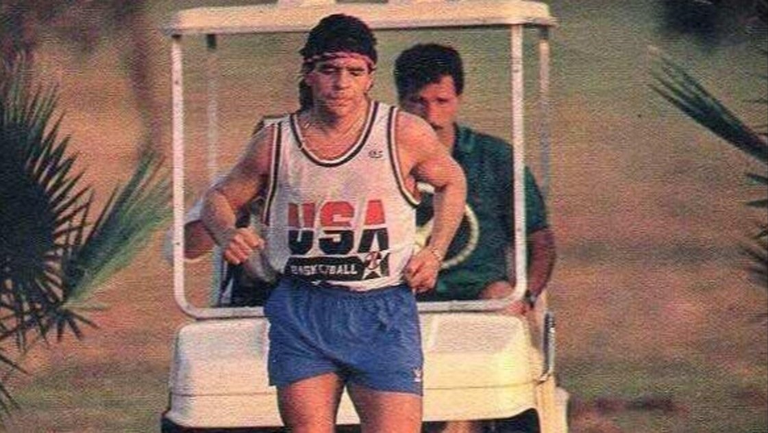"Perdimos a un ícono global. Descansa en paz, Diego Maradona", expresó Michael Jordan "Perdimos a un ícono global. Descansa en paz, Diego Maradona", expresó Michael Jordan