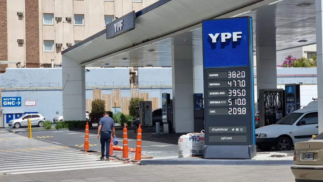 YPF volvió a aumentar sus naftas: así quedaron los precios en Bahía