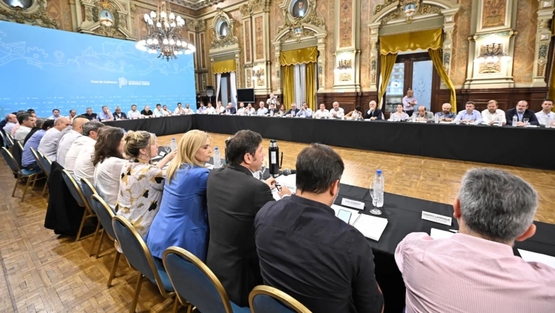 Reunión de intendentes bonaerenses: "La preocupación por los dichos de Milei es total" Reunión de intendentes bonaerenses: "La preocupación por los dichos de Milei es total"