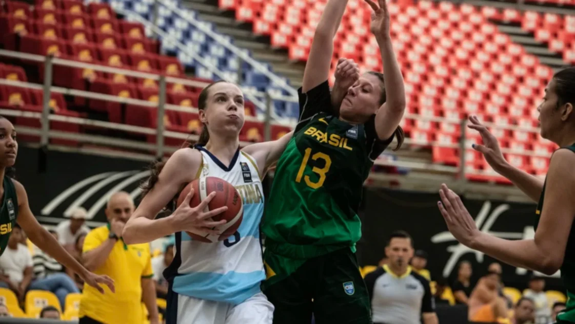 Argentina también se sacó de encima a Brasil en el Sudamericano U15 Femenino Argentina también se sacó de encima a Brasil en el Sudamericano U15 Femenino