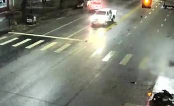 Sobreseyeron al policía que cruzó el móvil con el que chocó y se mató un maratonista bahiense