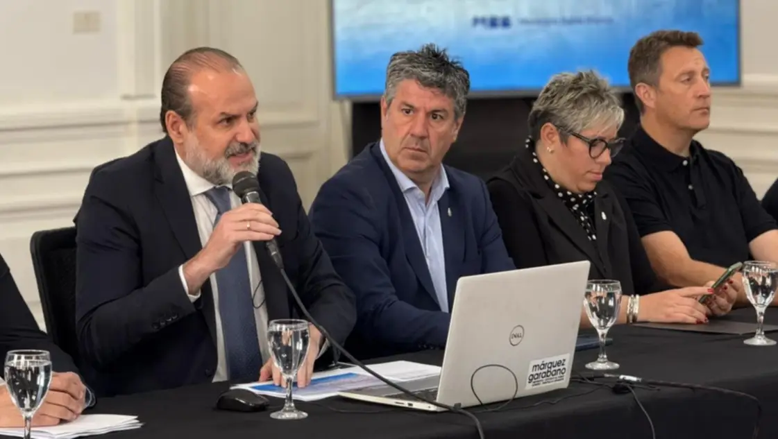 Bahía Blanca. El intendente Susbielles pone el peso de la reconstrucción hidráulica en las grandes empresas y otorga beneficios a grupos de contribuyentes