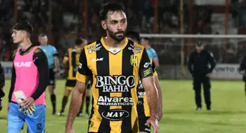 Martín Ferreyra, tras el 0-5 ante Douglas: "Como capitán de Olimpo, me da vergüenza lo que pasó"