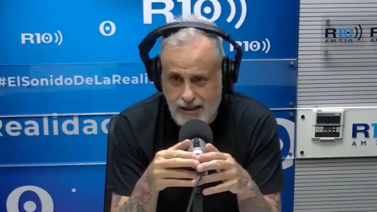 "Vengo muy golpeado": Jorge Rial sorprendió a sus oyentes al anunciar su renuncia en vivo