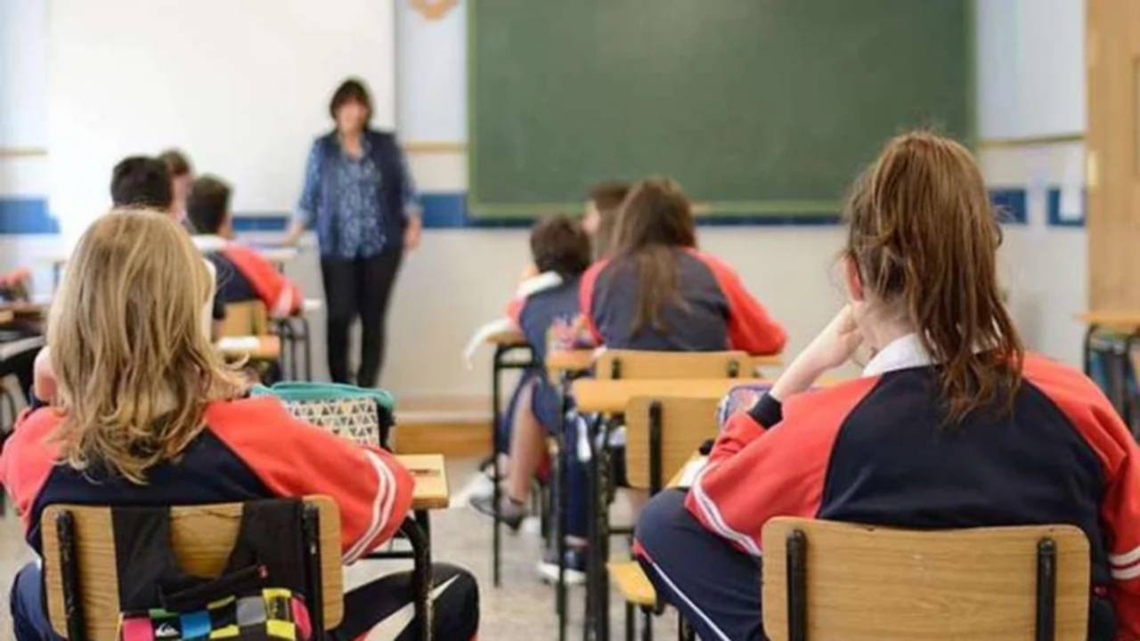 Los colegios privados ya no deberán informar ni pedir aval estatal para fijar cuotas y matrículas