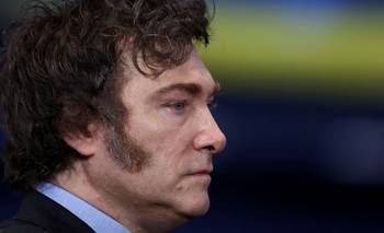 Milei acusó de operación mediática a una editorial por la Reforma Laboral