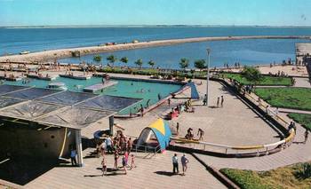 Epecuén bajo el agua, a 40 años del peor de los finales posibles