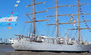 La Fragata Libertad completó su 53° viaje y desató la emoción en Buenos Aires