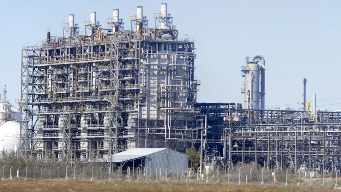 Bahía Blanca. Los libertarios rechazaron el aumento de tasas municipales a grandes empresas propuesto por el municipio